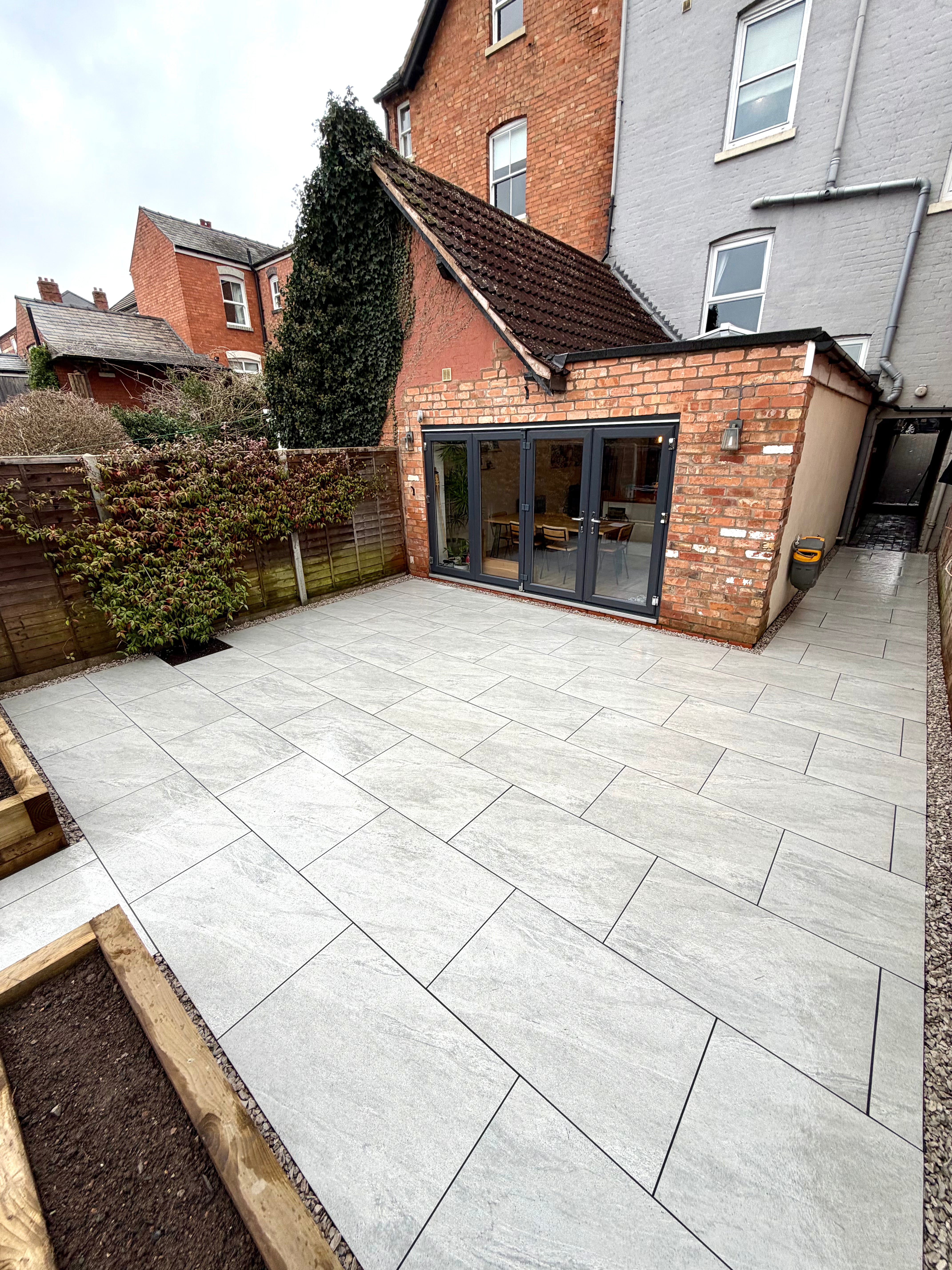 Napoli Grey Porcelain 900x600 / 22 Square meters per crate